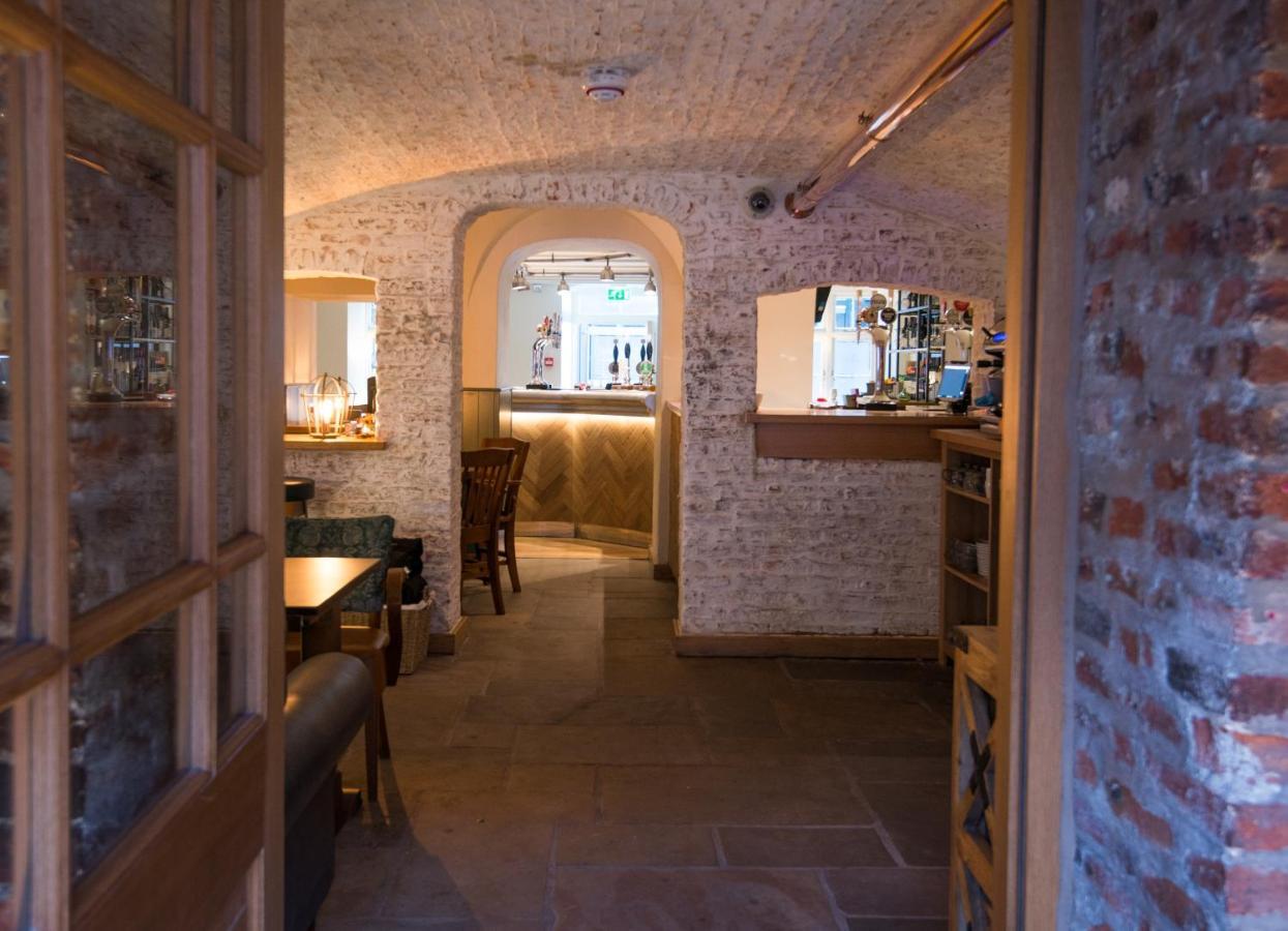 Judge'S Lodging York Exterior foto The interior of the restaurant